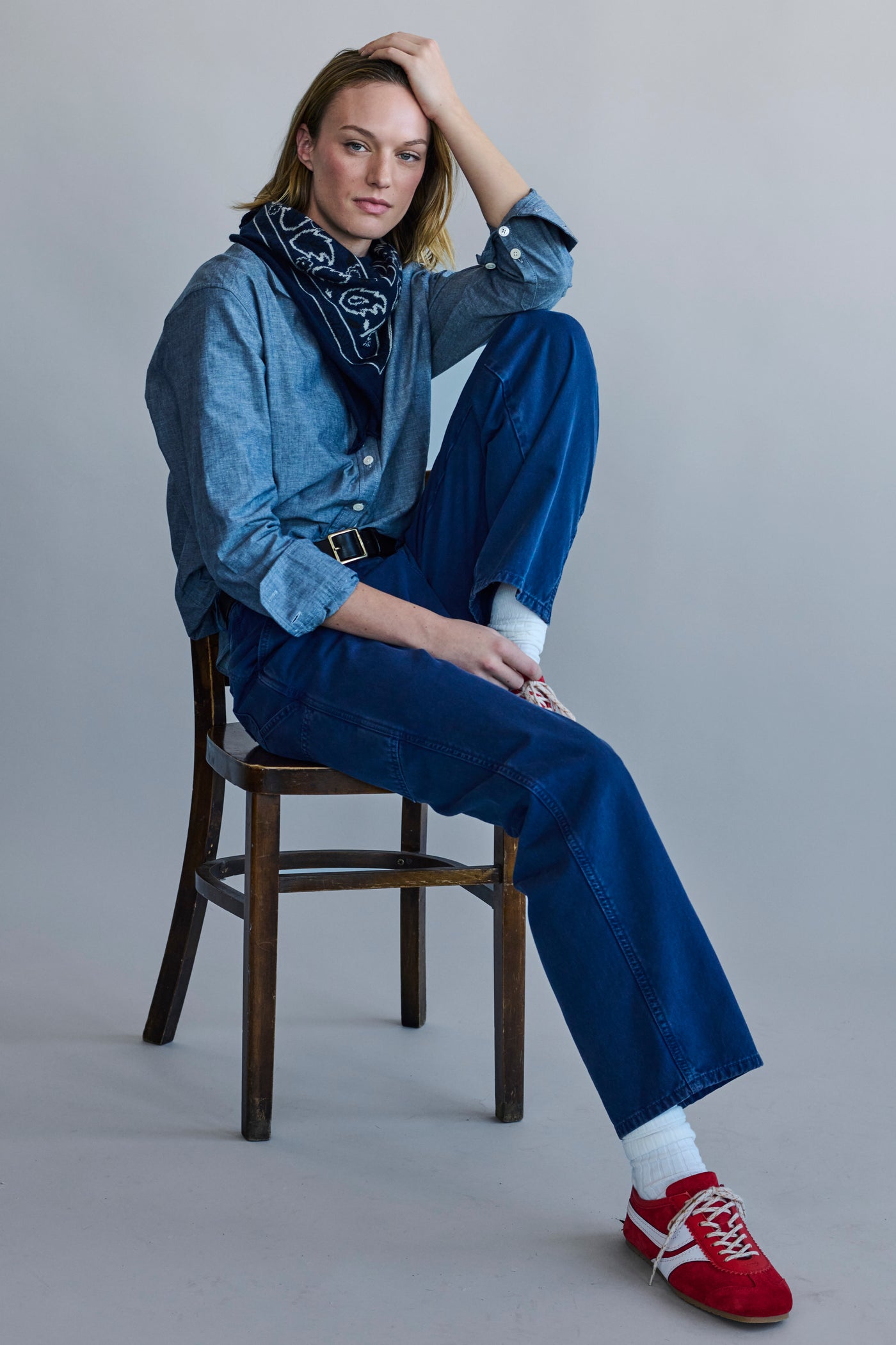 Cashmere Bandana in Navy